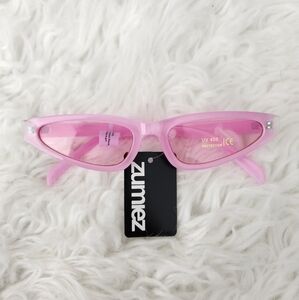 Zumiez Pink Cat Eye Thin Sunglasses. New.These pink Cat Eye thin sunglas…